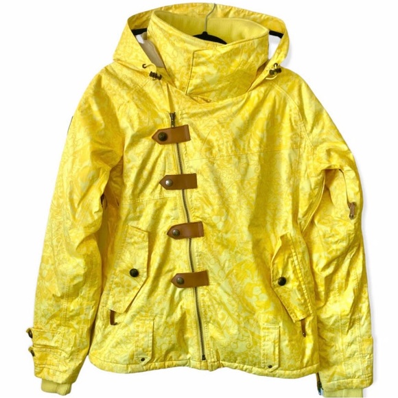 Oakley Yellow Ski Snowboarding Winter Coat Jacket Gretchen Bleiler - Picture 1 of 4